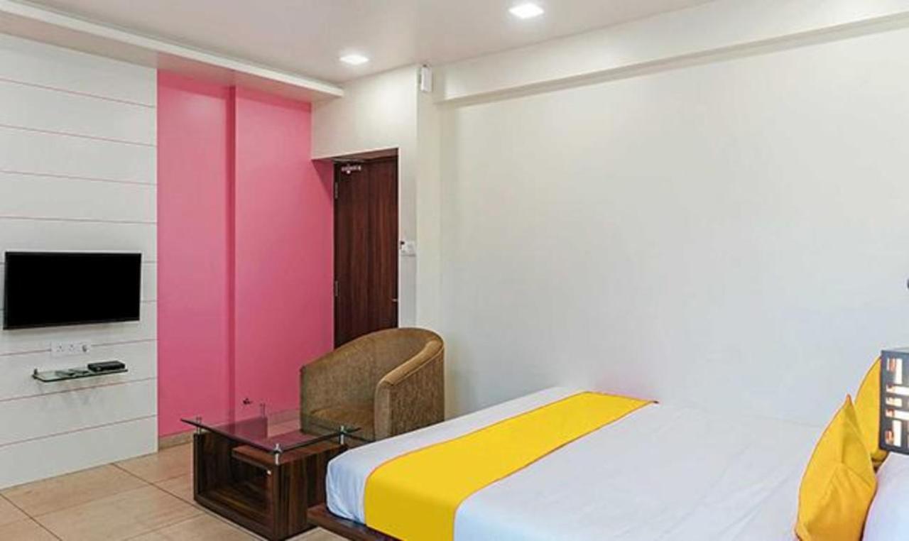 Fabhotel Karishma Palace Supe Extérieur photo